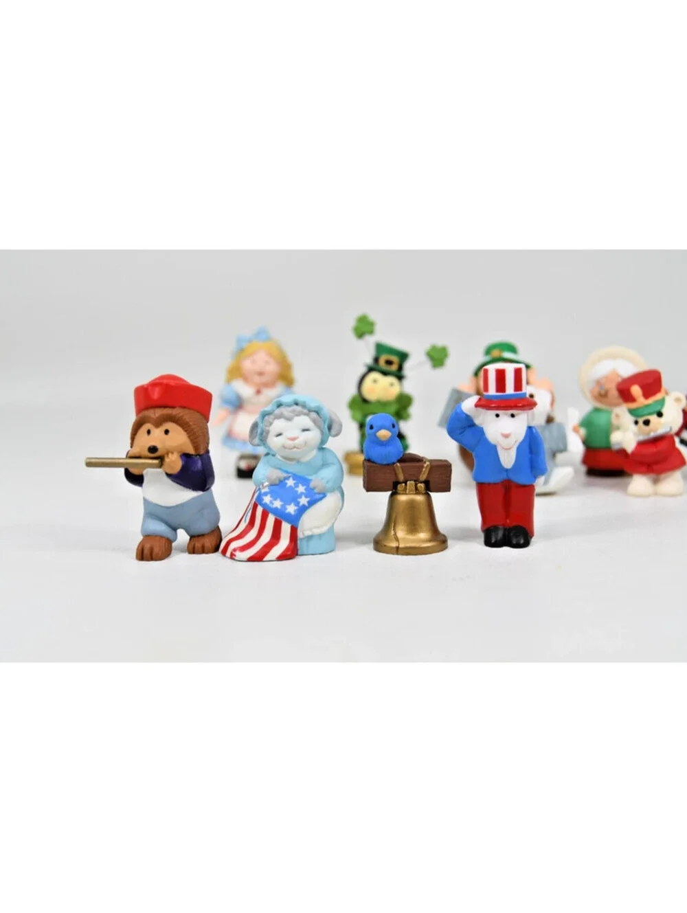 Hallmark Merry Miniatures Holiday 12 Figures Animals Children Costumes VTG 1990s